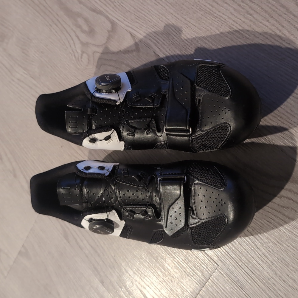 NWOT Giro Sotto Bike shoe mens 11